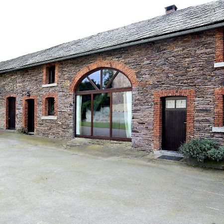 Spacious Holiday Home In Lierneux With Garden 外观 照片