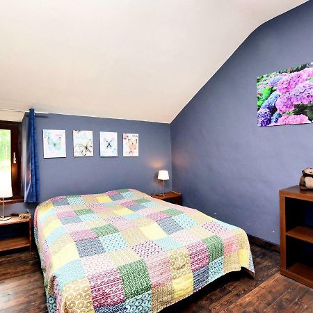 Spacious Holiday Home In Lierneux With Garden 外观 照片