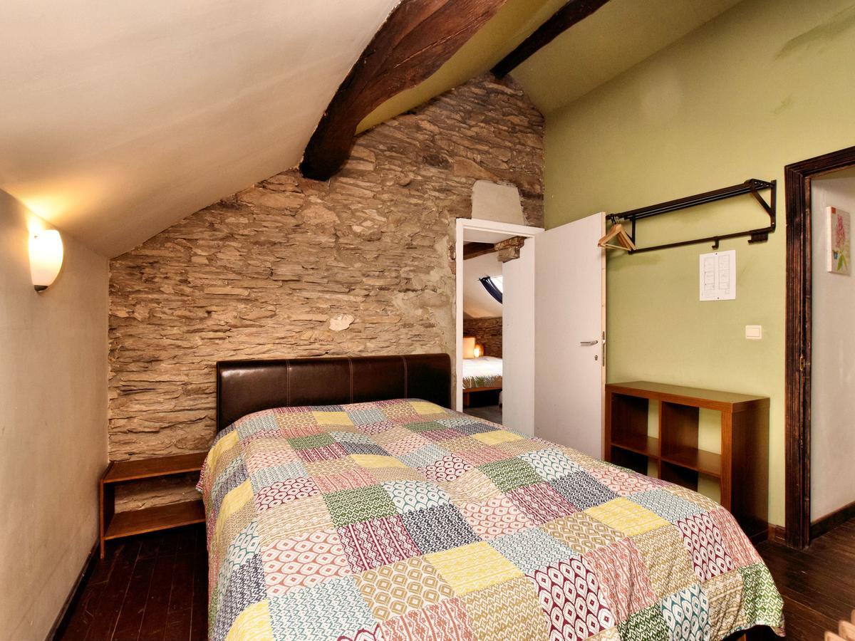 Spacious Holiday Home In Lierneux With Garden 外观 照片
